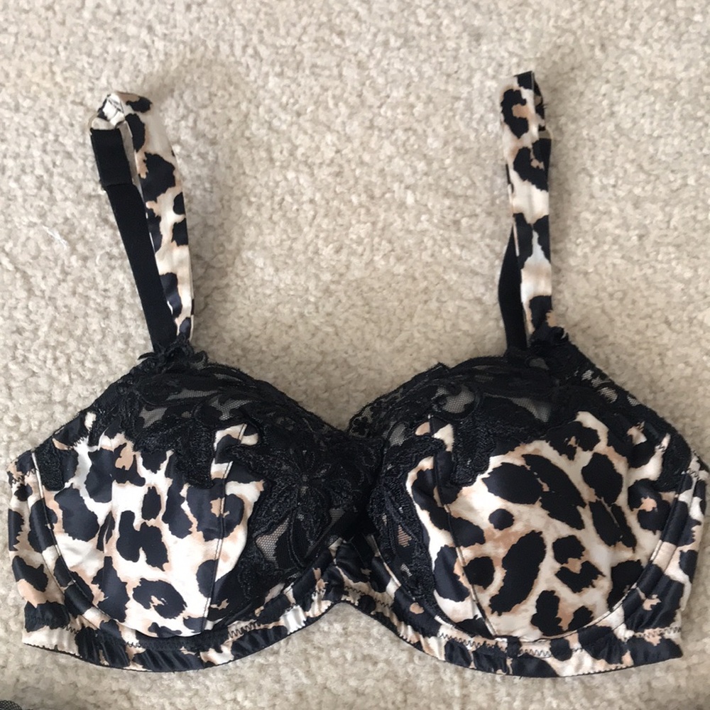 Dita Von Teese 2pc Set. Black Lace Silky (feel) Leopard Print Bra & Thong match. - Picture 3 of 13